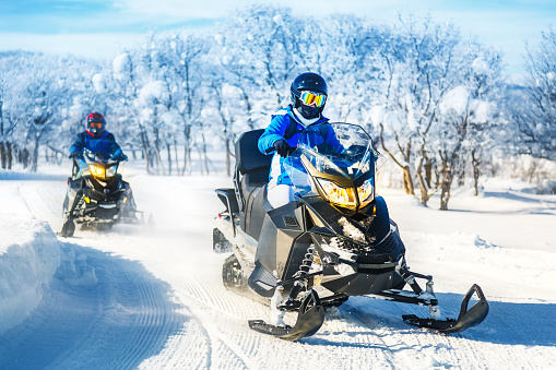 Snowmobile Safety - Ottawa Personal Injury Lawyers Burn Tucker Lachaîne